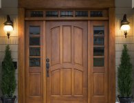 Плюсы и минусы входной деревянной двери